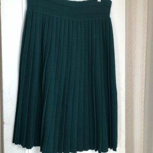 Vintage pleated sweater skirt